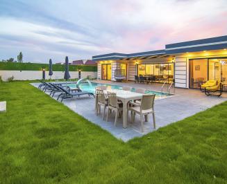 Çeşme Kiralık Villa