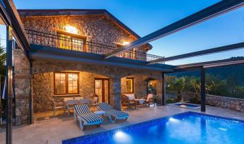 Villa Ege Stone|Mustakilvillam 