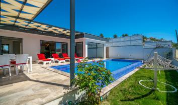 Villa Aşkım, Kapalı Havuzlu ve Saunalı Balayı Villası 