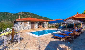 Villa Havva Gül – Fethiye Kayaköy’de 4 Kişilik Korunaklı Havuzlu Kiralık Villa