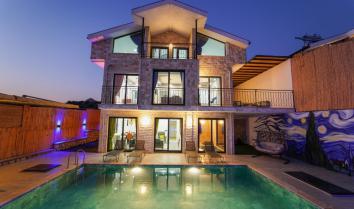 Villa Legendary 2 | Seydikemer Havuzlu Villa