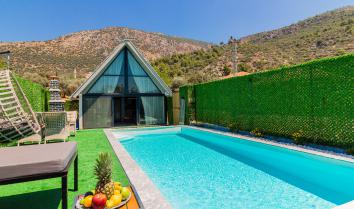 Villa Marilyn Kalkan Kiralık Balayı Villası | Korunaklı Özel Havuzlu Villa
