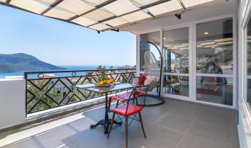 Kalkan da jakuzili 2 kişilik kiralık apart