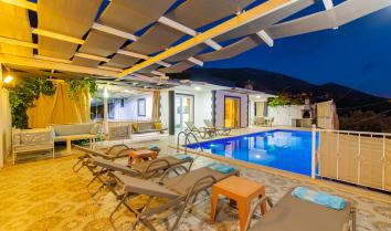 Villa Atlas - Kalkan Üzümlü Köyün'de Kiralık Muhafazakar Kiralık Villa 