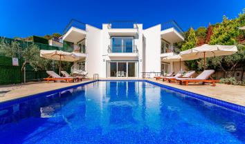 Villa Beyaz – Kalkan İslamlar Havuzlu Villa