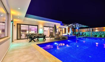 Kalkan Sarıbelen Korunaklı Villa | Zeytin Hacıoğlan