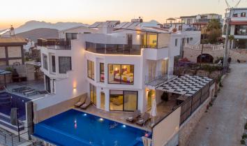 Villa Kübra, Kalkan Akbel'de Kiralık Tatil Villası 