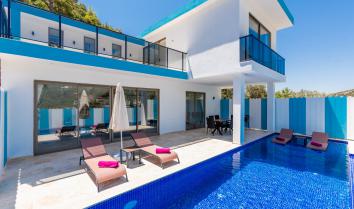 villa Leon, Kalkan da 4 kişilik muhafazakar havuzlu jakuzili villa.