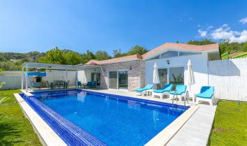 Villa Maram Evi - Kalkan, İslamlar 