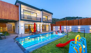 Villa Asyamore 2 , Kalkan da 4 kişilik lüks kiralık villa.