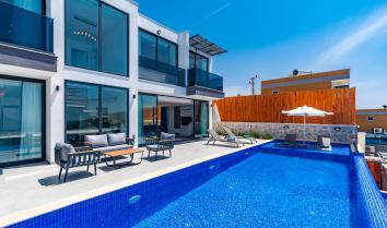 Villa Uçar 1 -Kalkan Deniz Manzaralı Lüks Villa