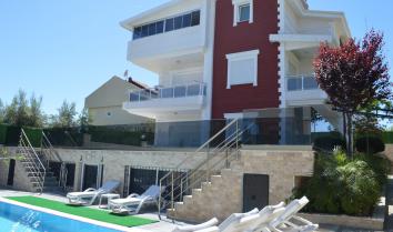 Villa King, Belek de 10 kişilik havuzlu kiralık villa.