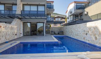 Villa Liya Duo, Kalkan Kalamar da 6 kişilik deniz manzaralı villa 