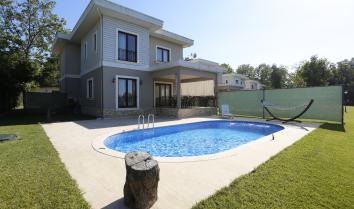 Güzel Evler Family Resort, Sapanca’da Özel Havuzlu Lüks Villa Tatili