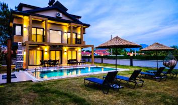 Villa Sığla F, Yanıklarda Havuzlu Kiralık Villa 