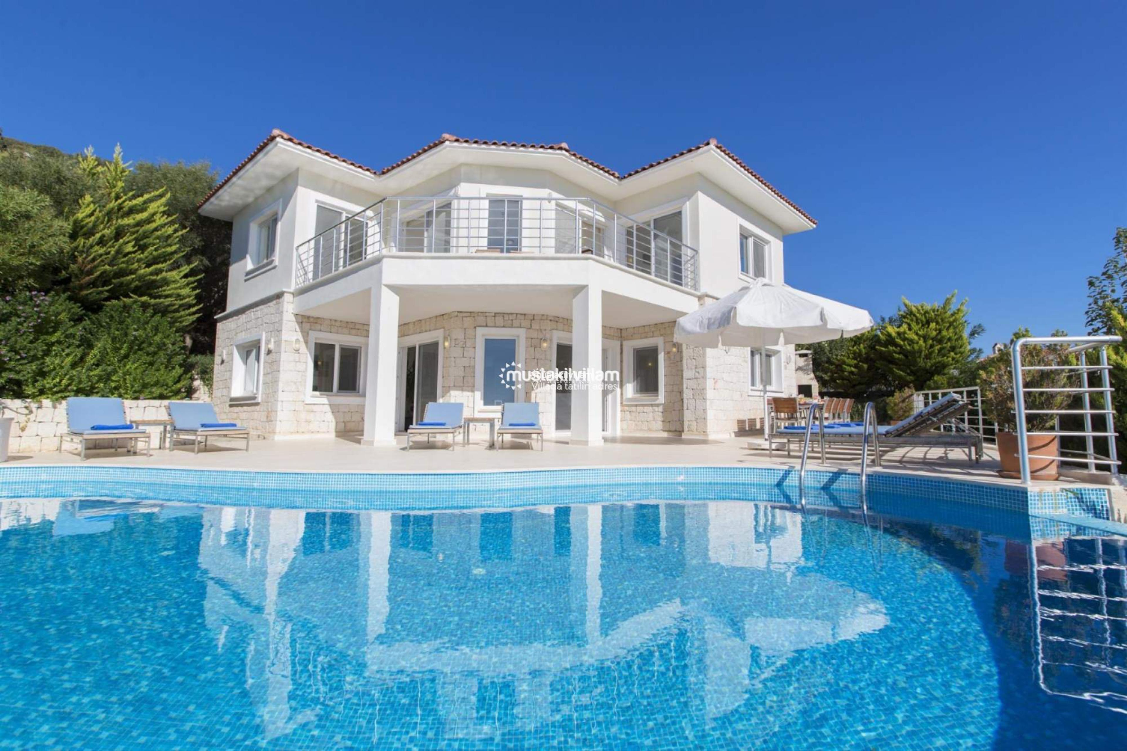 Kaş Kiralık Villa