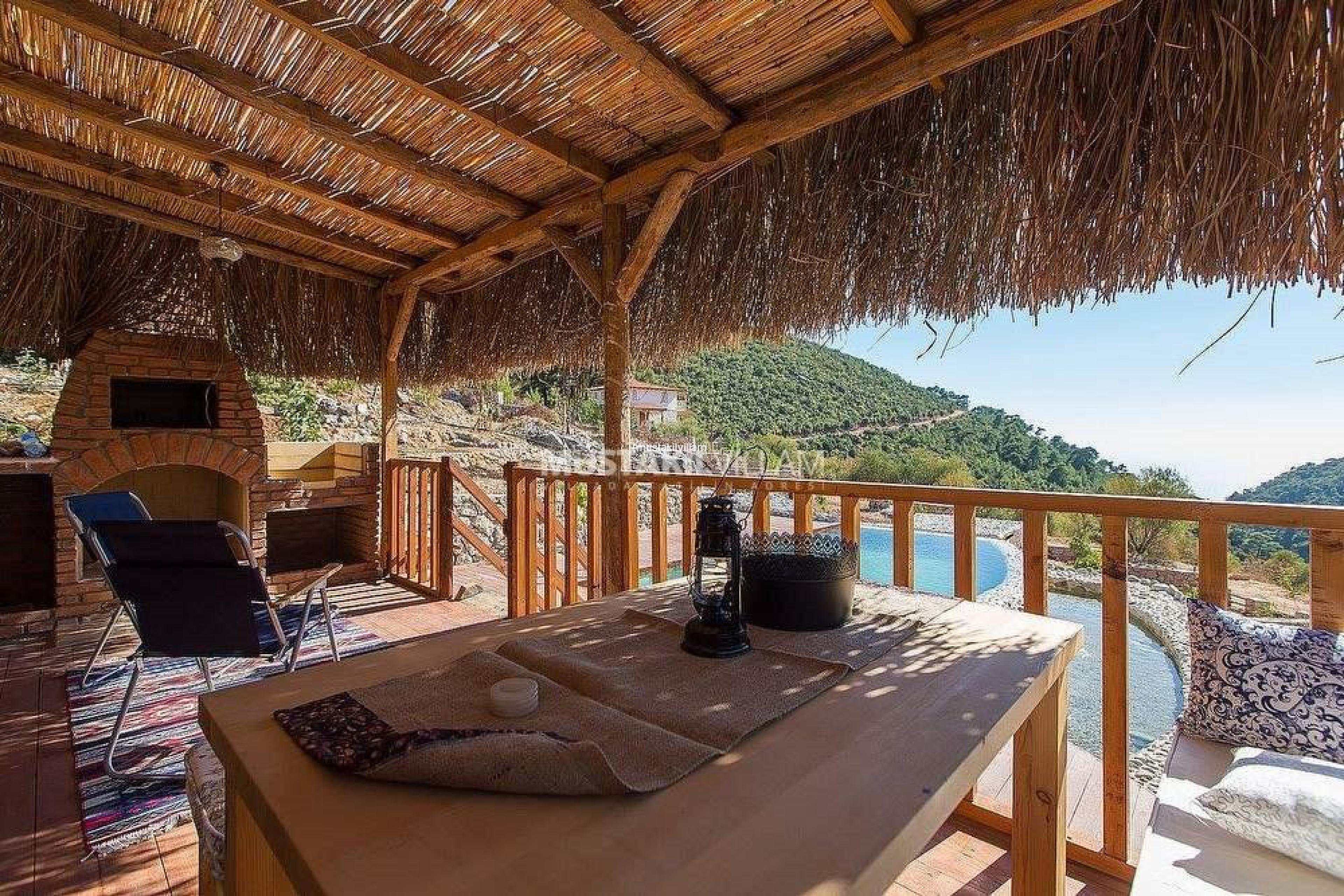 604_veranda6.JPG