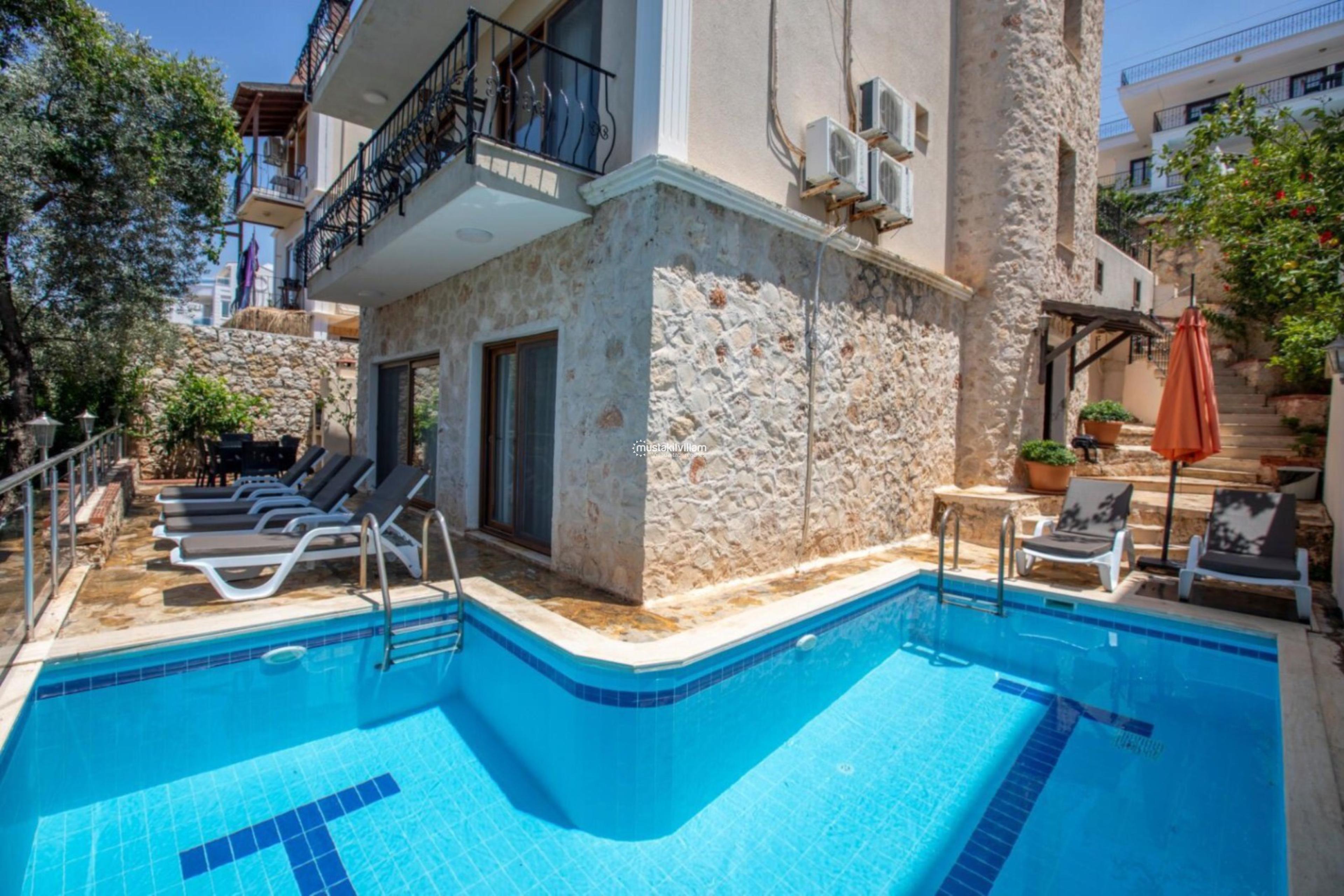 villa-happy-025_666.jpeg