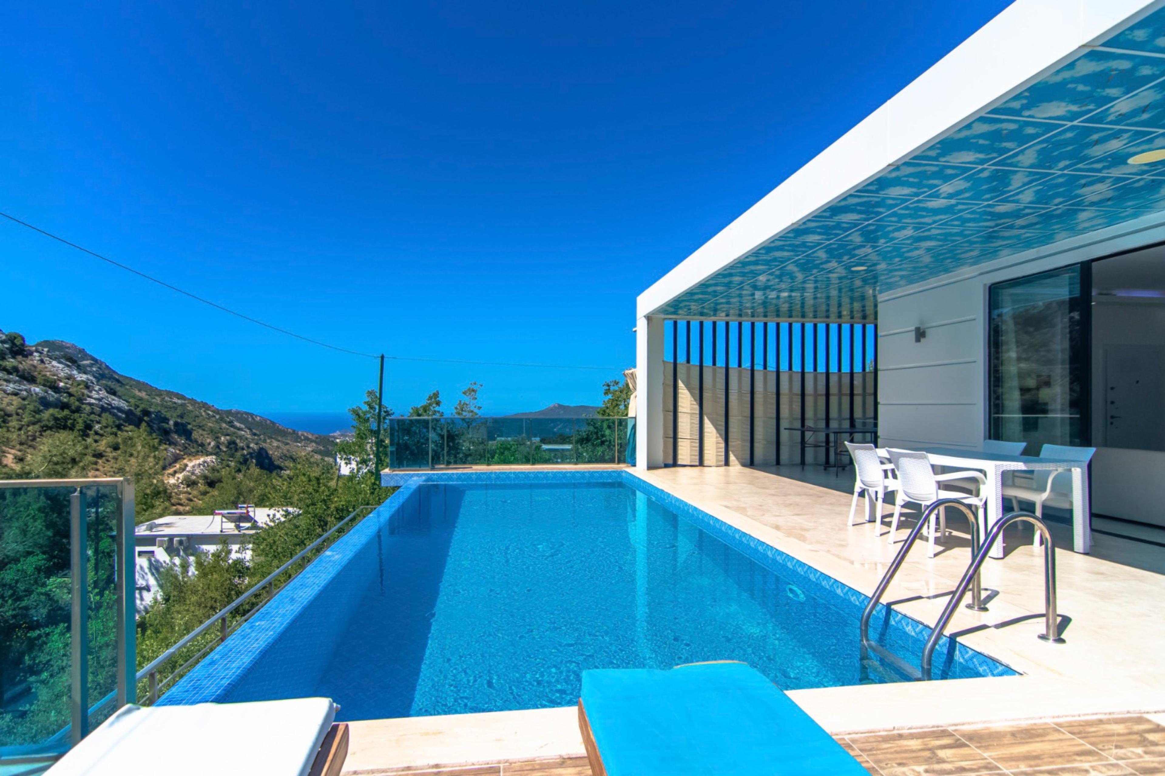 Villa Ay - İslamlar, Kalkan
