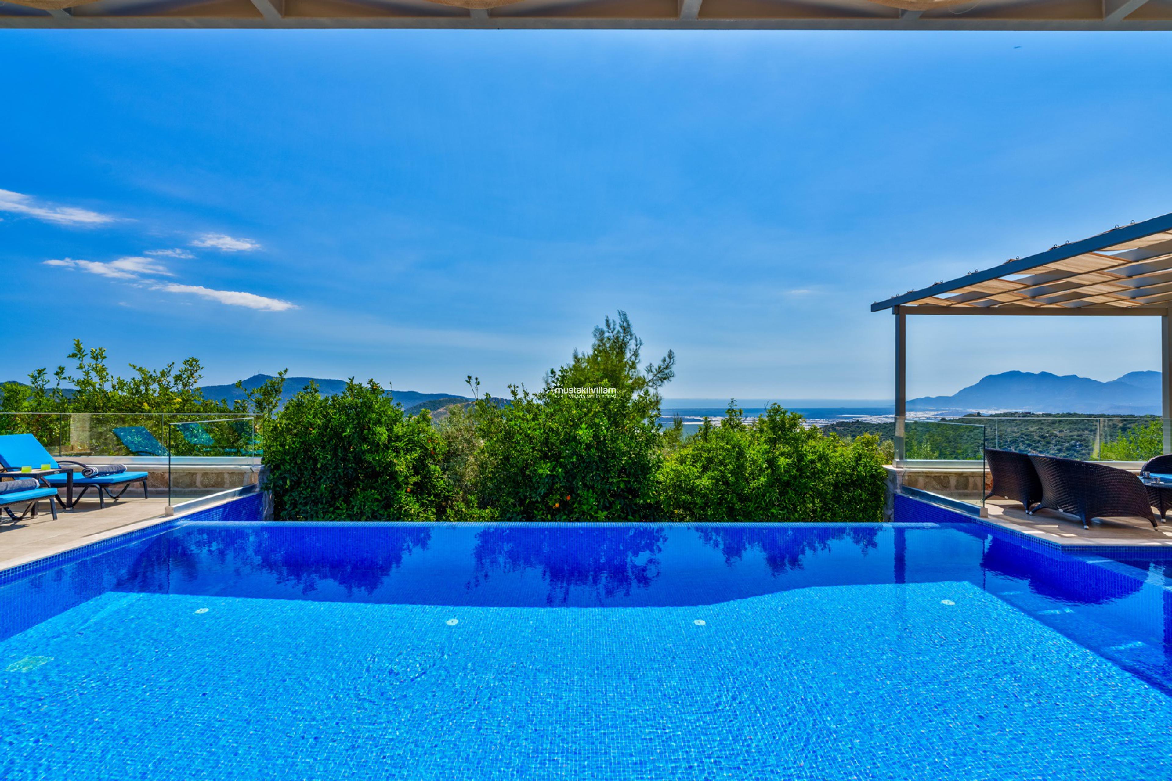 kalkan-uzumlu-kiralik-muhafazakar-villa-luna005_9418.jpg