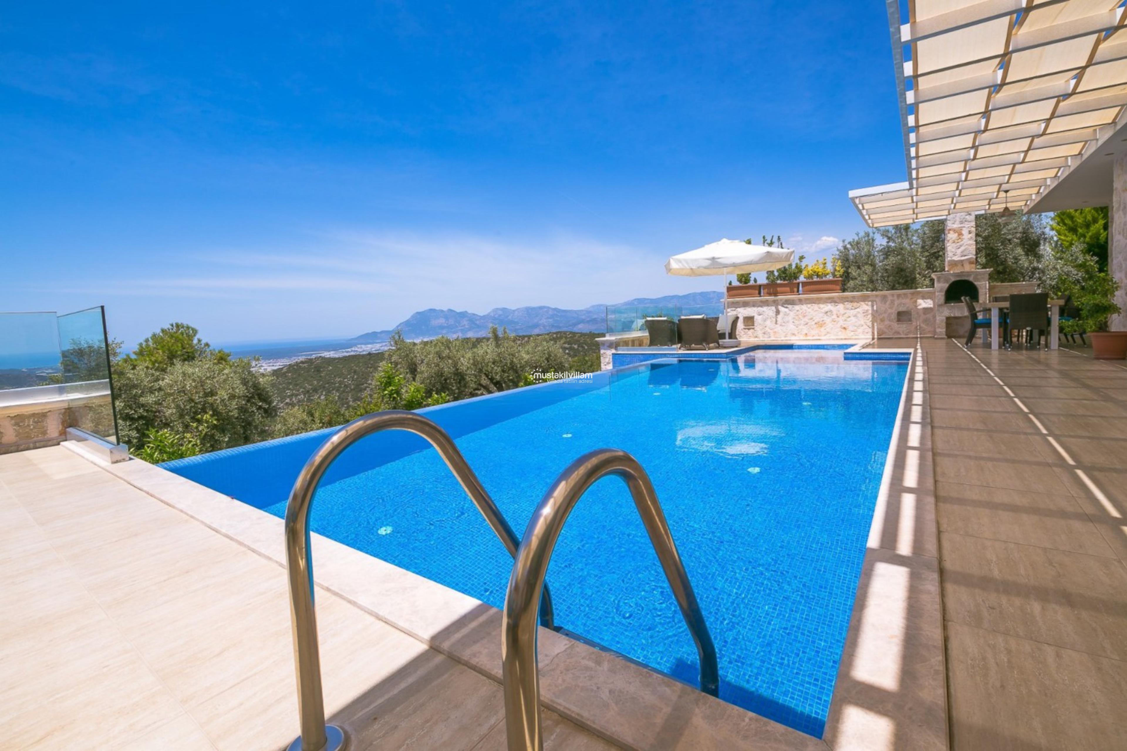 villa-luna006_722.jpg