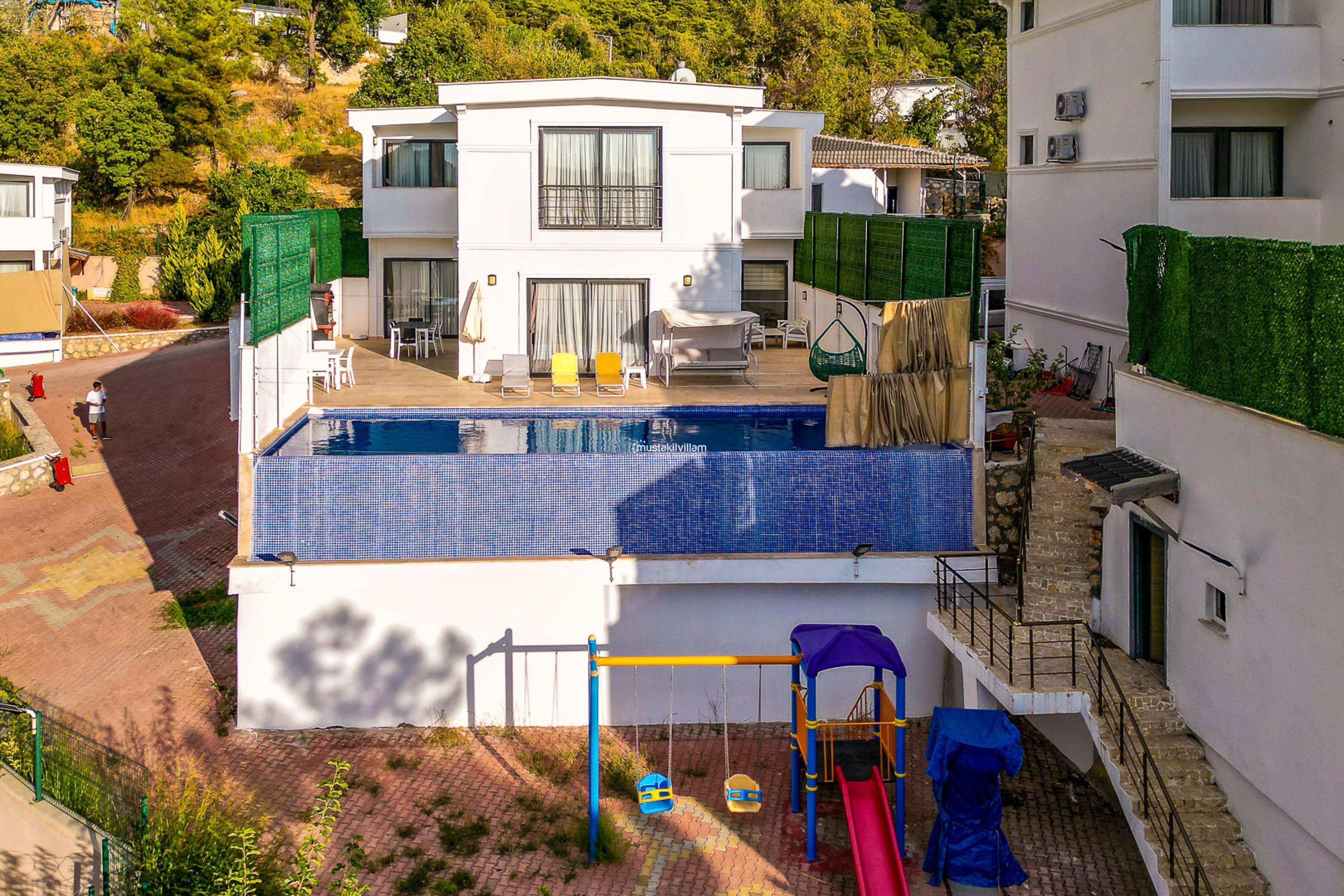 islamlar-kalkan-kiralik-villa-akasya002_5979.jpg