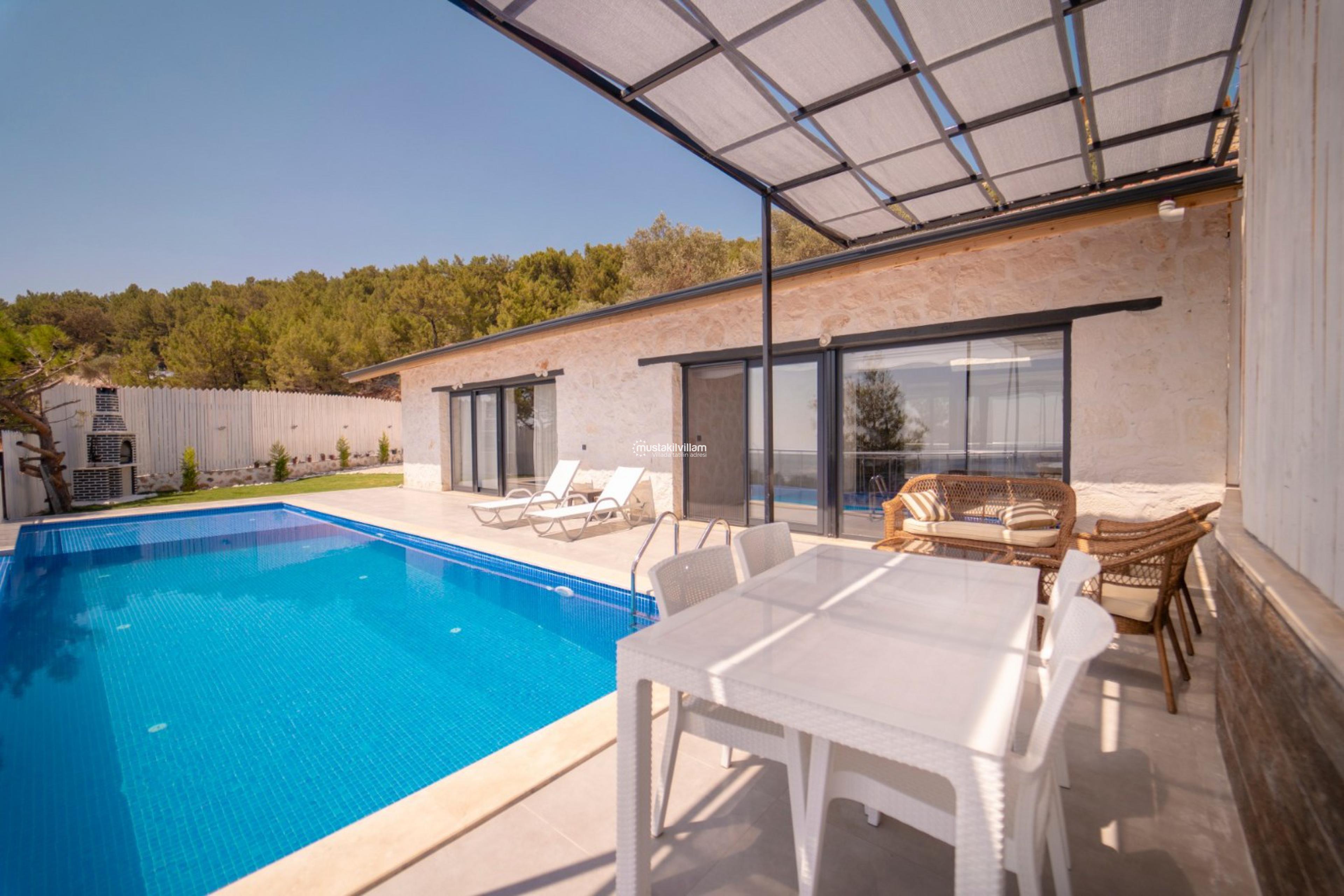 villa-savas1_627.jpeg