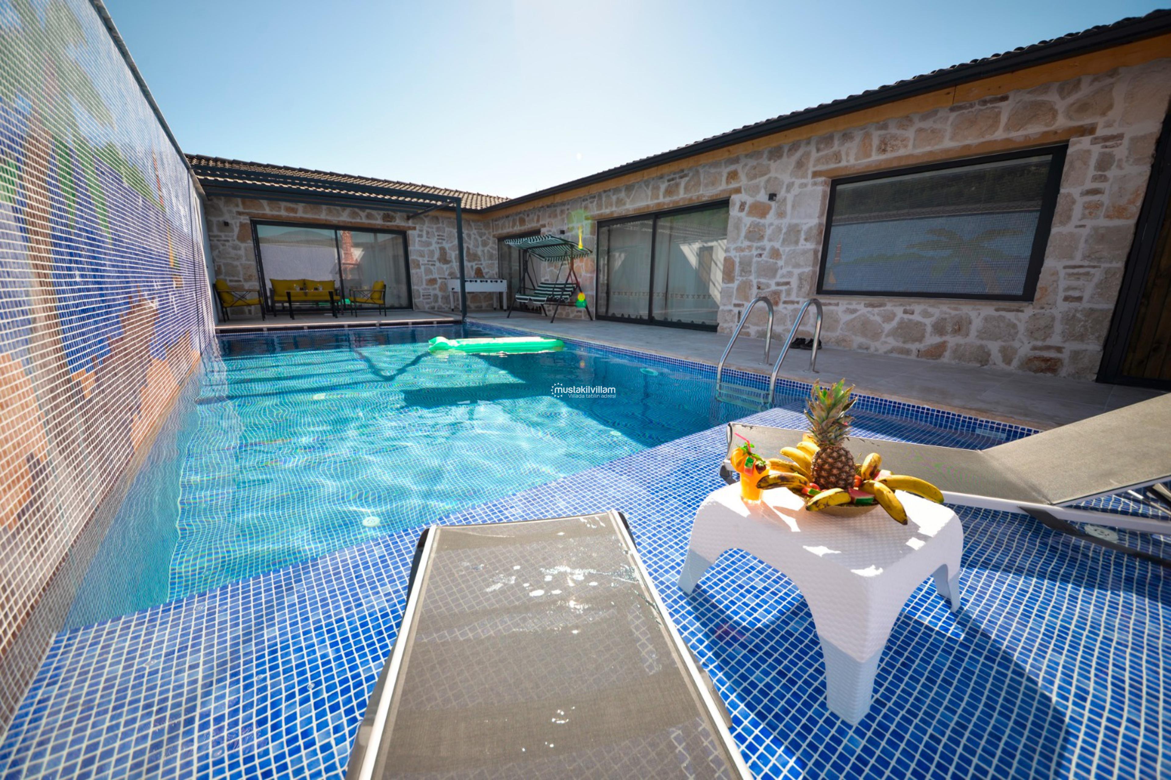 kalkan-villa-sehlen-marti042_679.jpg