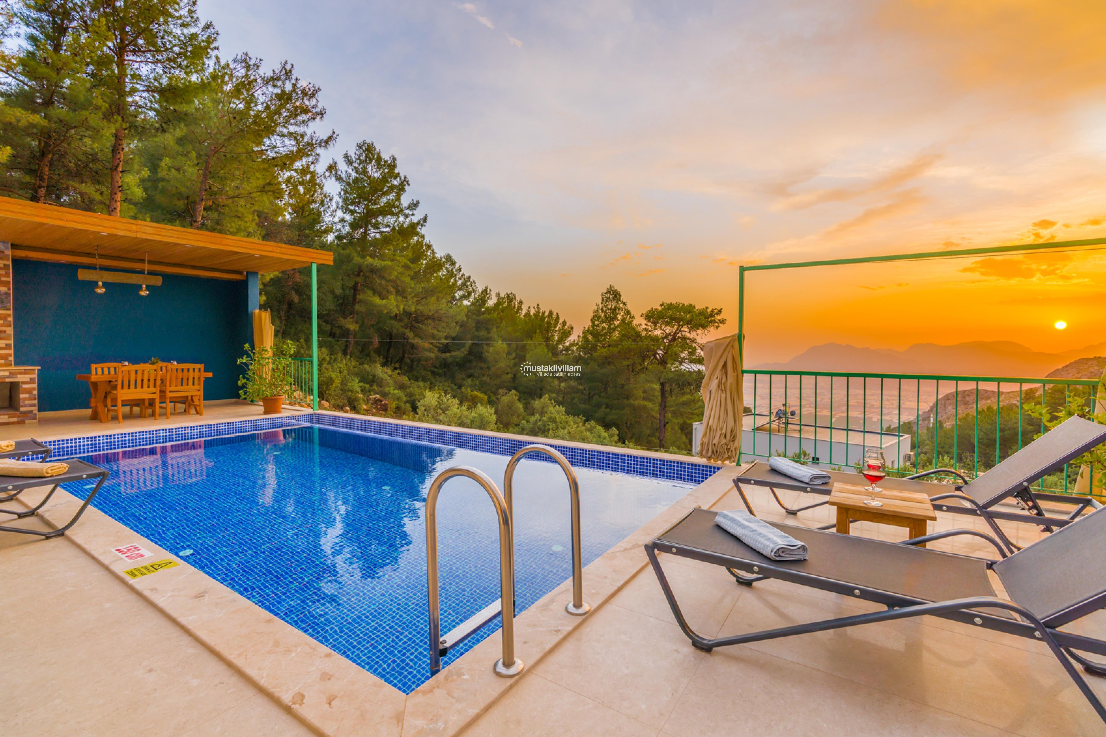 kalkan-villa-ilkan037_504.JPG
