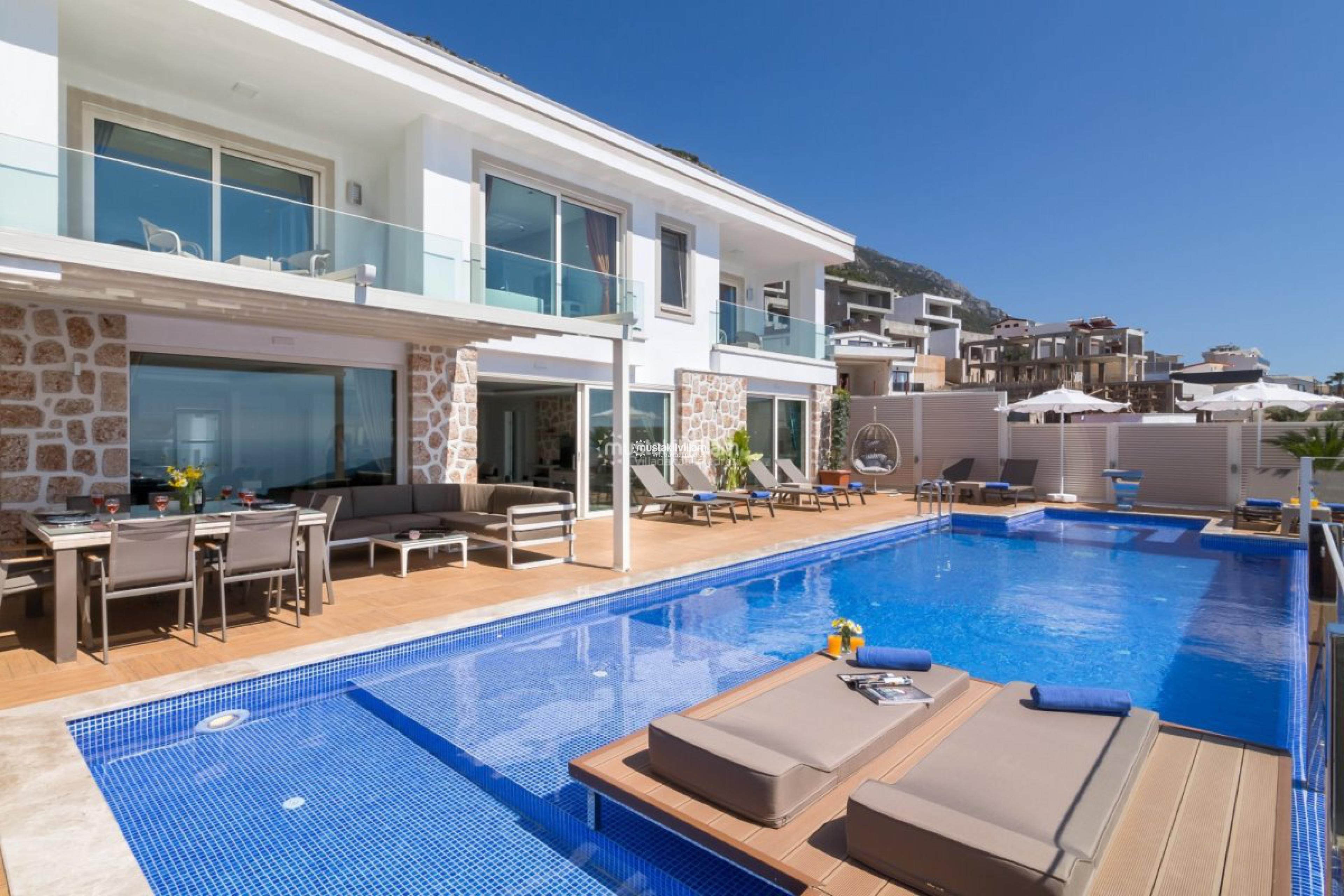 villa_la_mer_azur-3_206.jpg