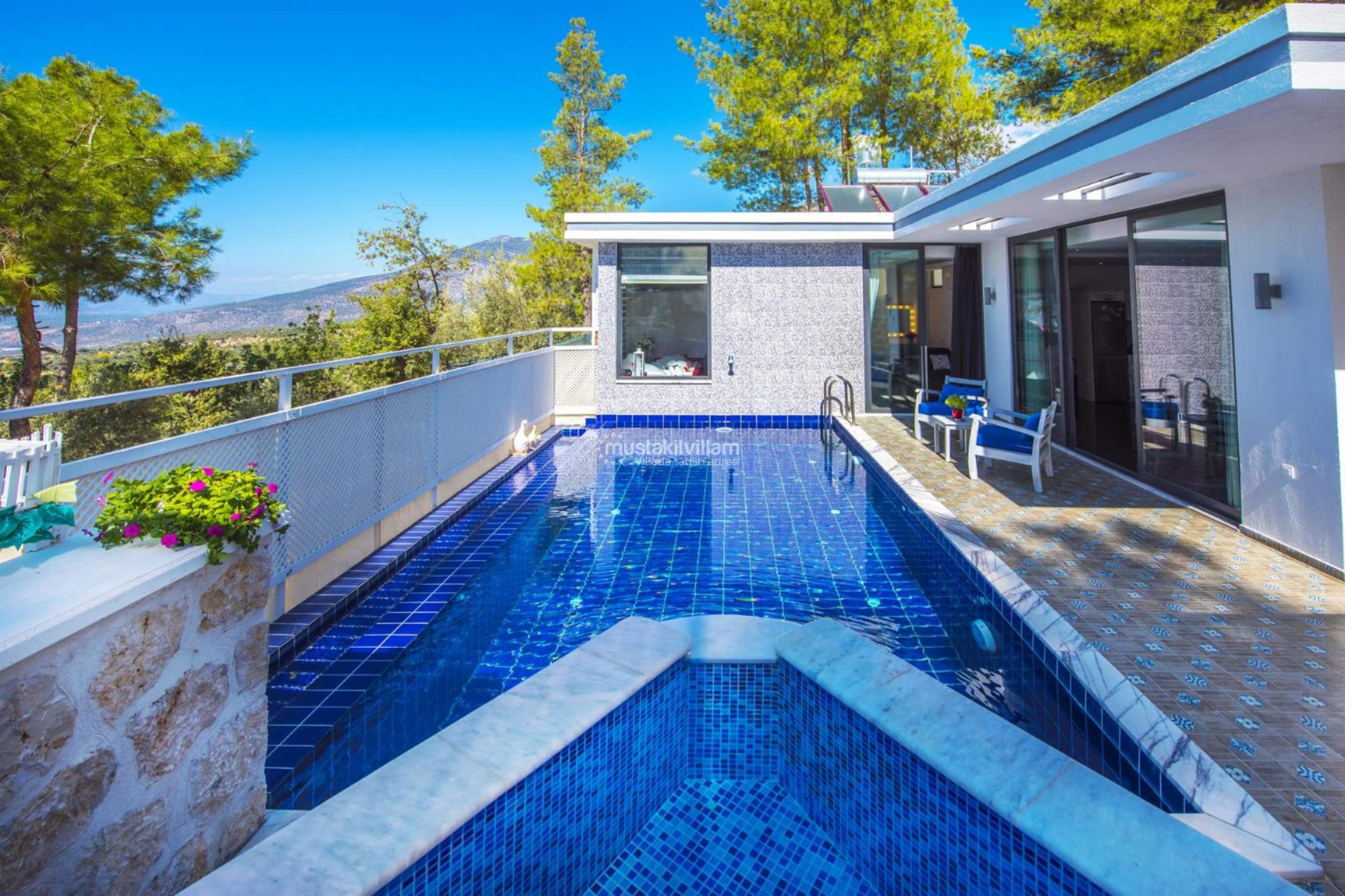 Lal Evi - Üzümlü, Kalkan