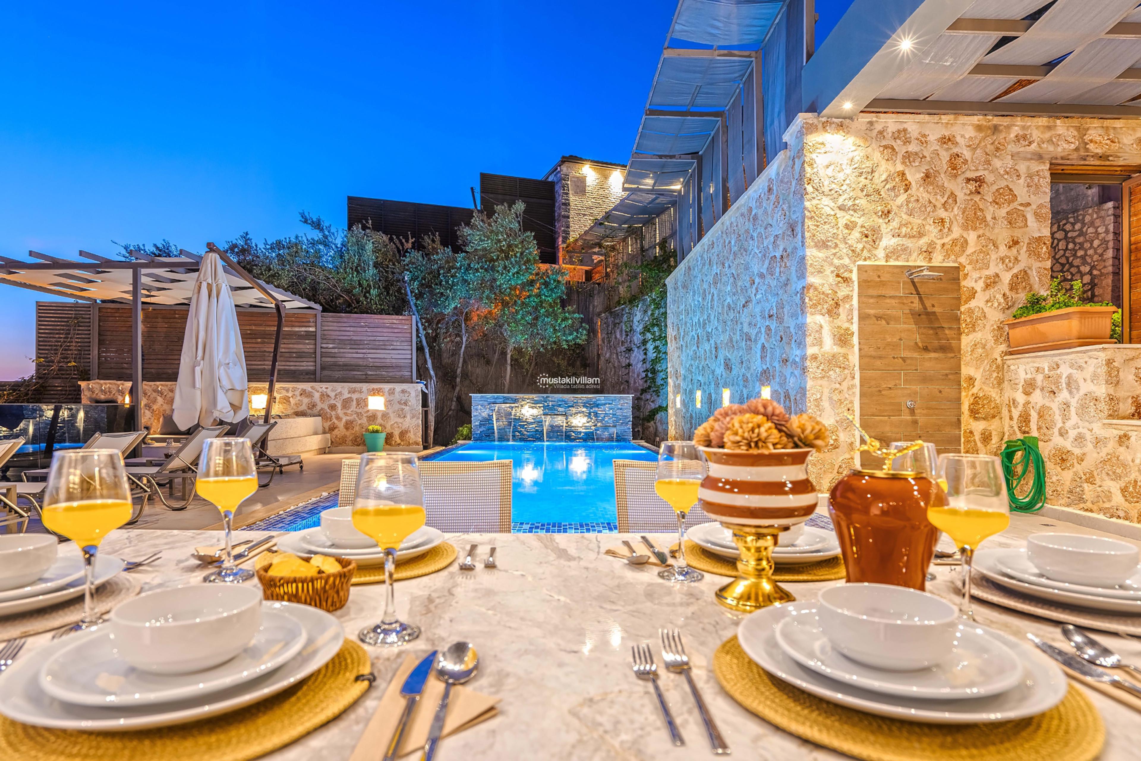 kordere-kalkan-kiralik-villa-white-smith073_2193.jpg