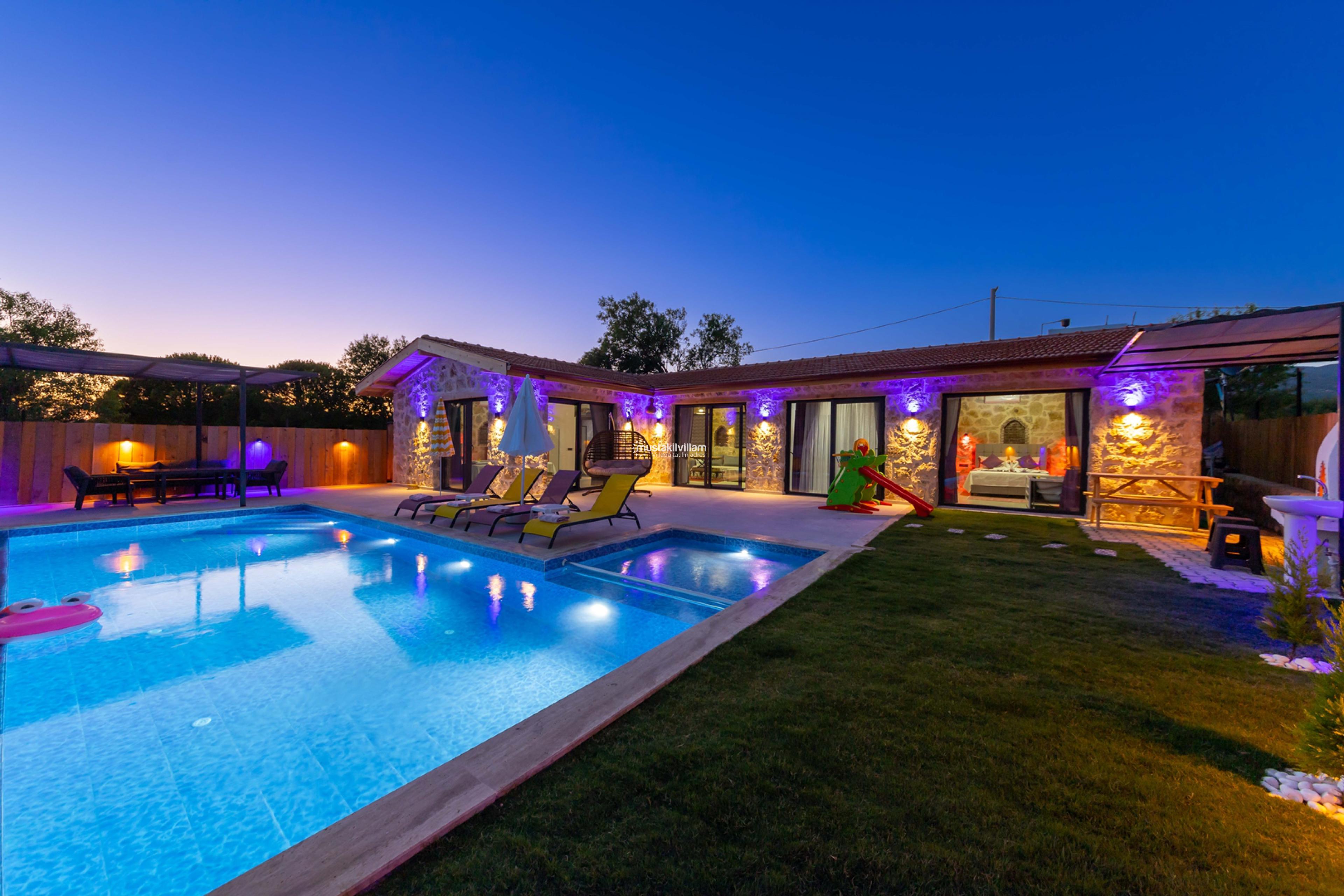 kalkan-villa-desiderio057_592.jpg