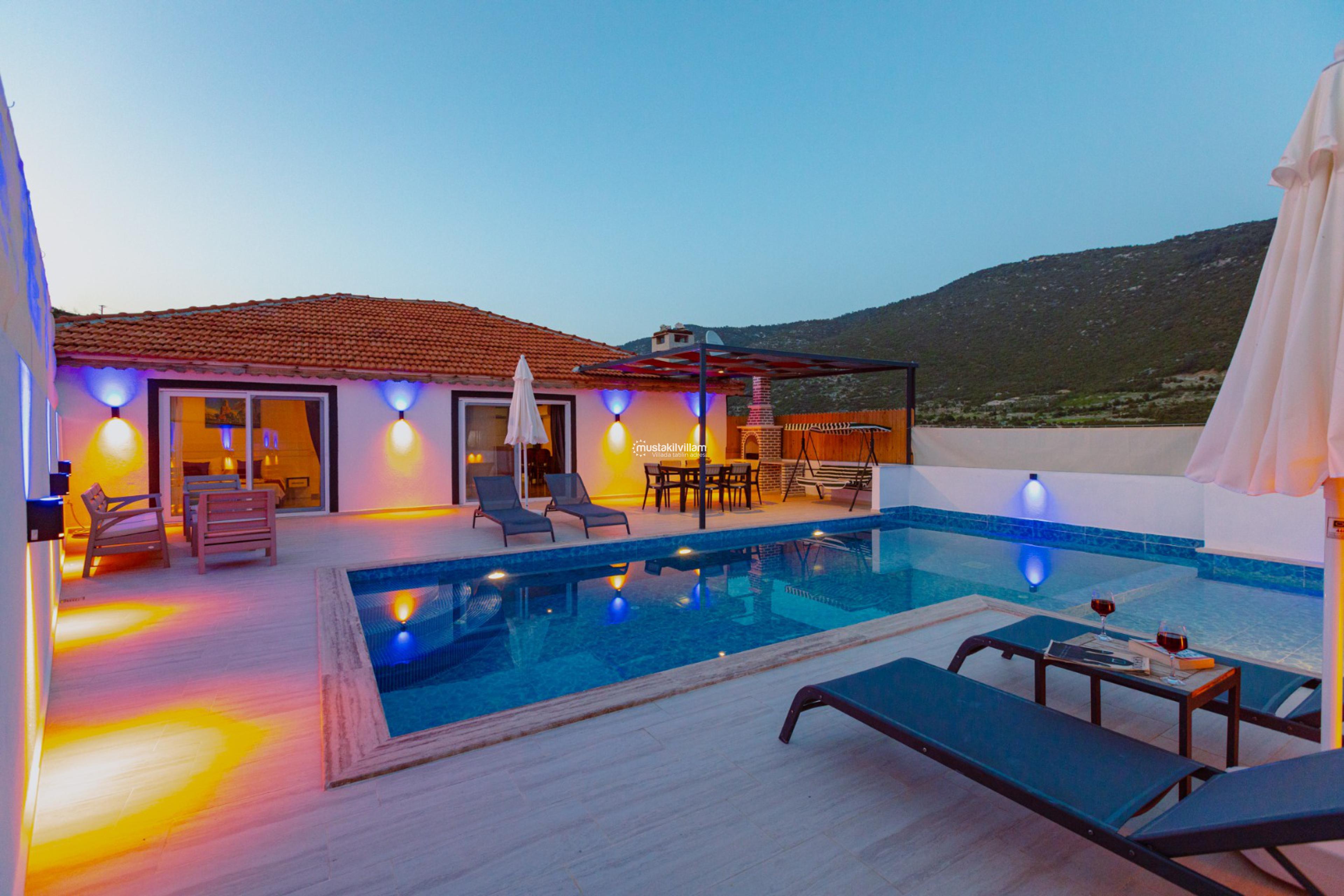 Villa-Adalya-ikizce-40_256.jpg