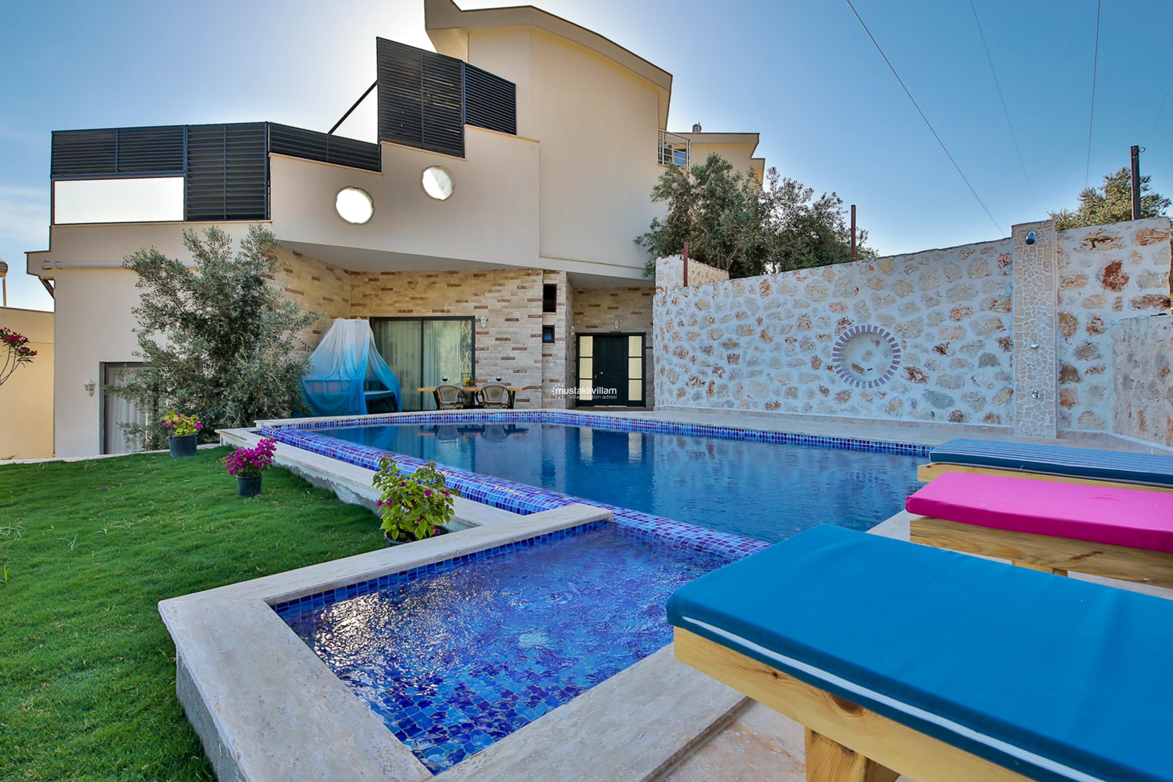 villa-antik-hill002_617.jpg
