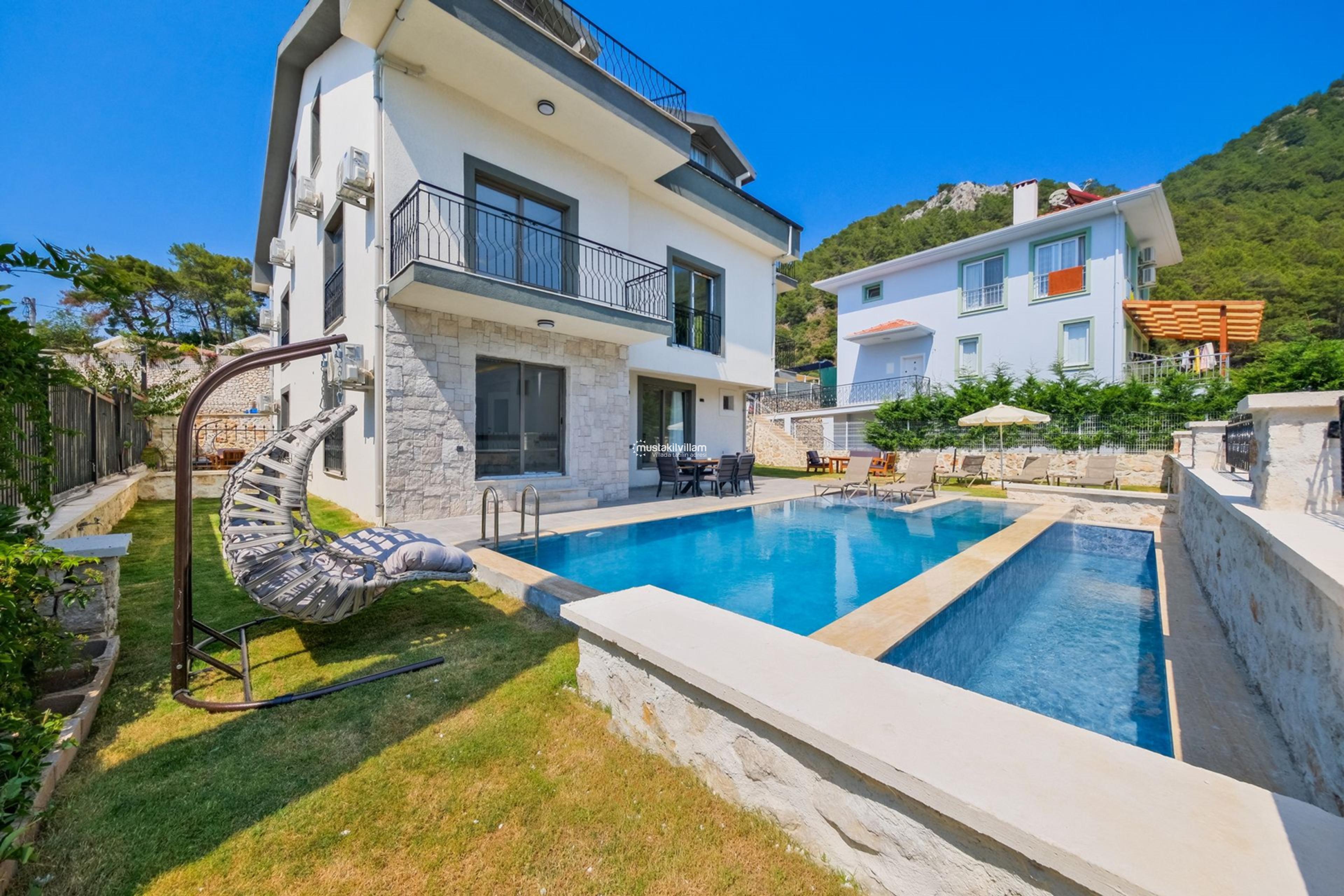 fethiye-villa-femose-2010_876.jpeg