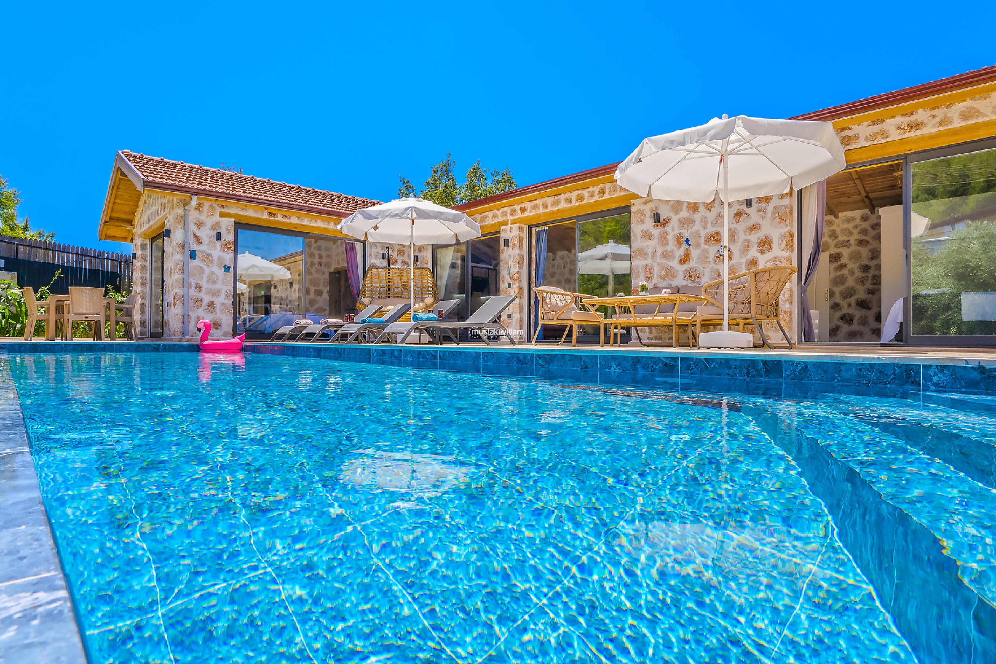 kalkan-villa-tunahan-garden049_464.jpg
