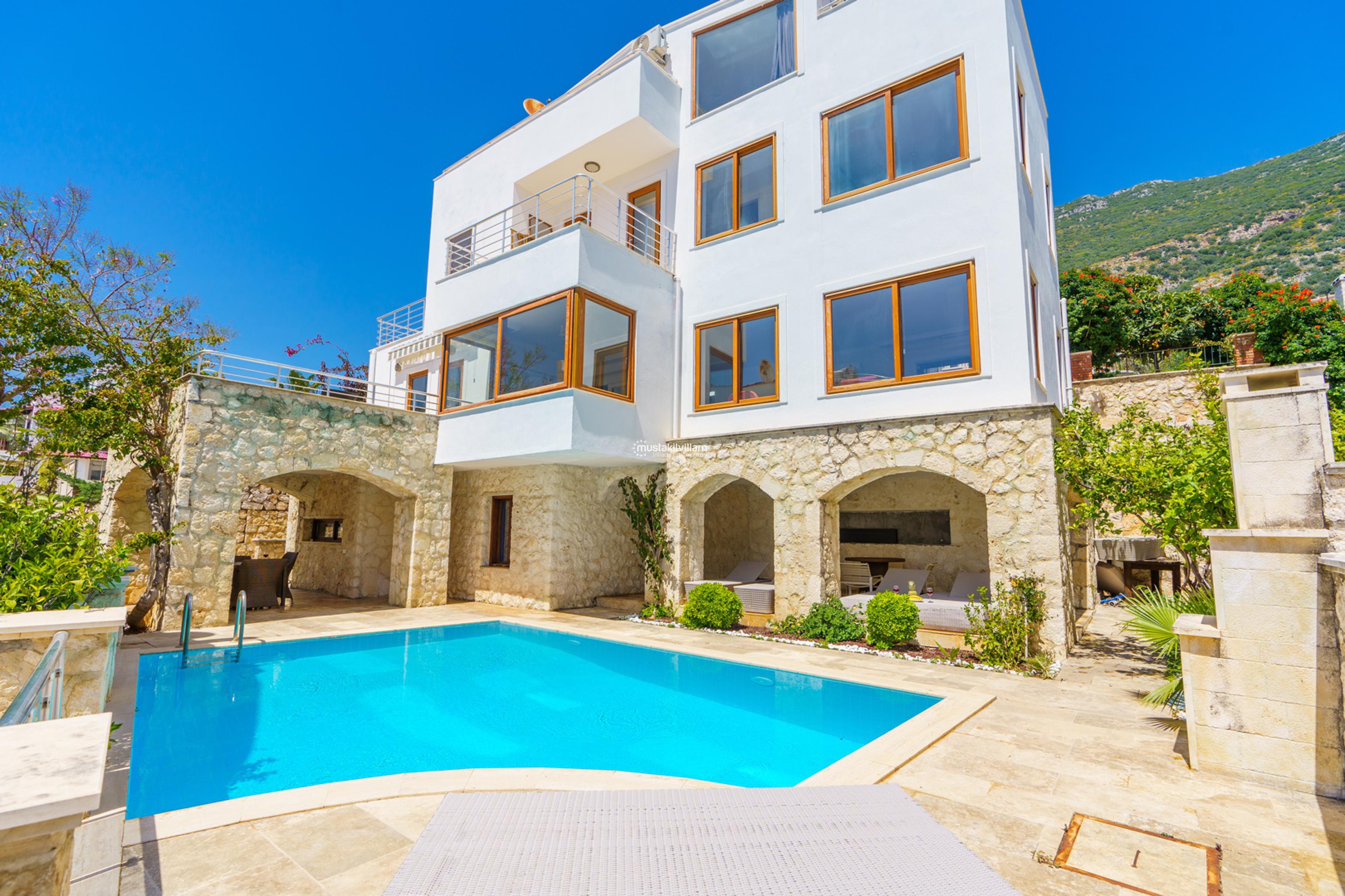 Kalkan-villa-tarus-mara052_273.jpg
