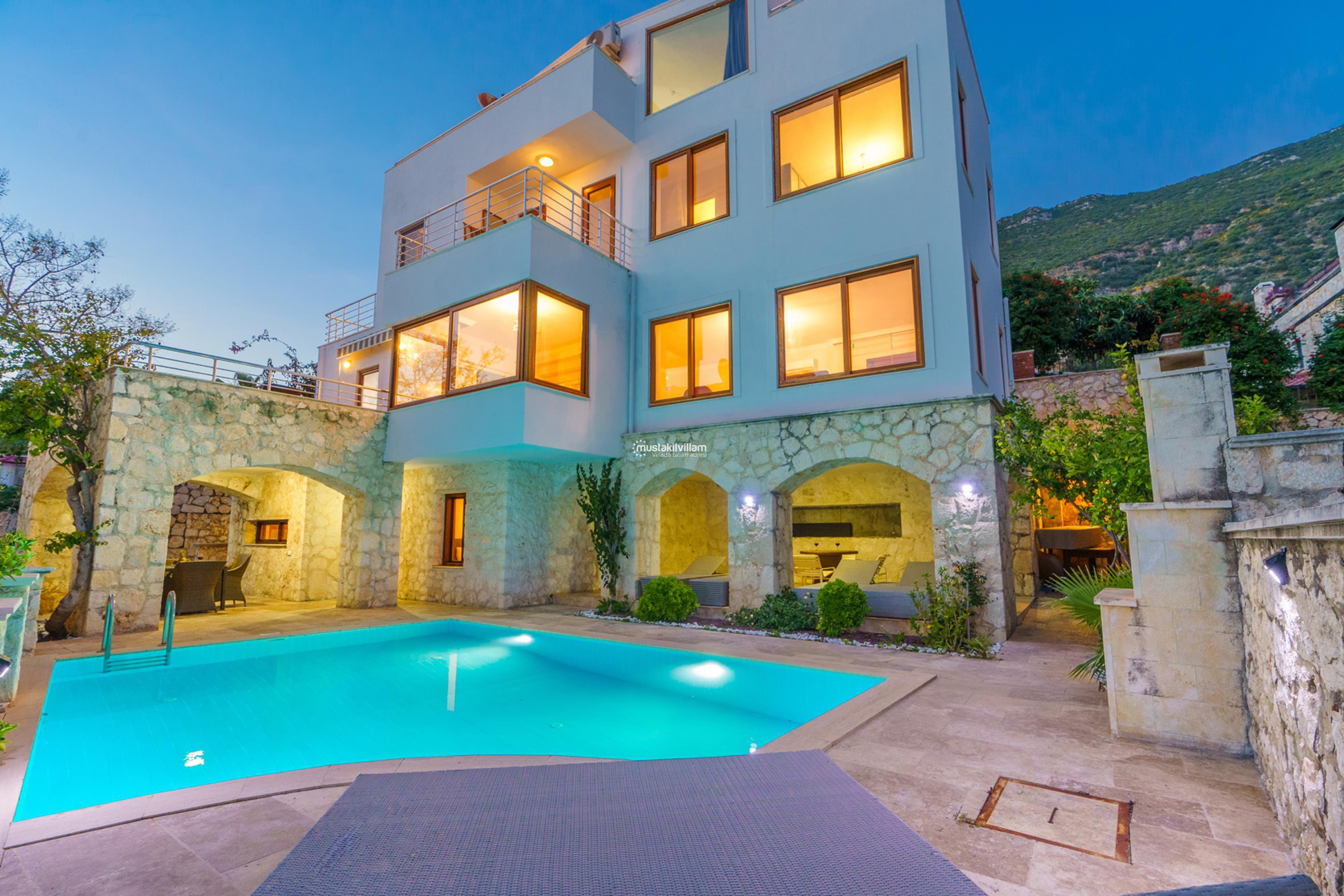 Kalkan-villa-tarus-mara061_151.jpg