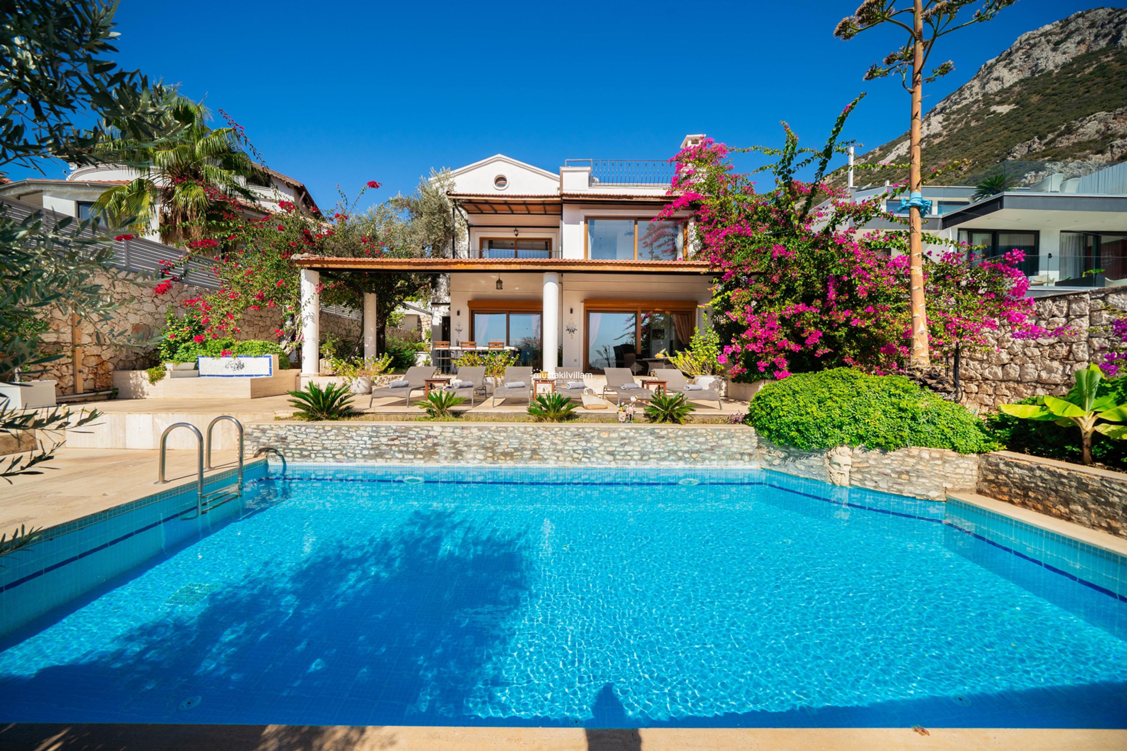 fethiye-villa-seas-the-day017_571.jpg