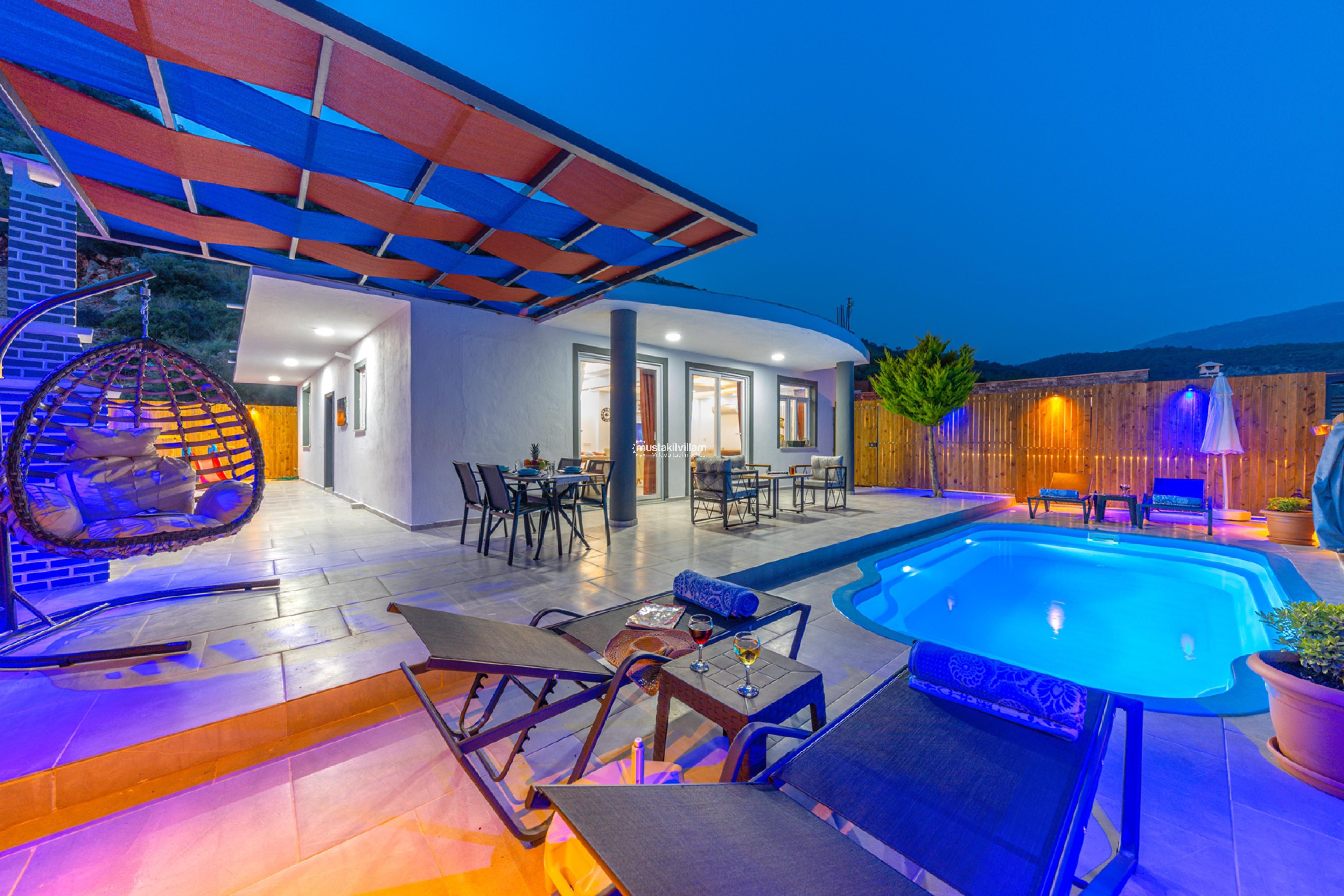 yesilkoy-kalkan-villa-tuanam047_638.jpg