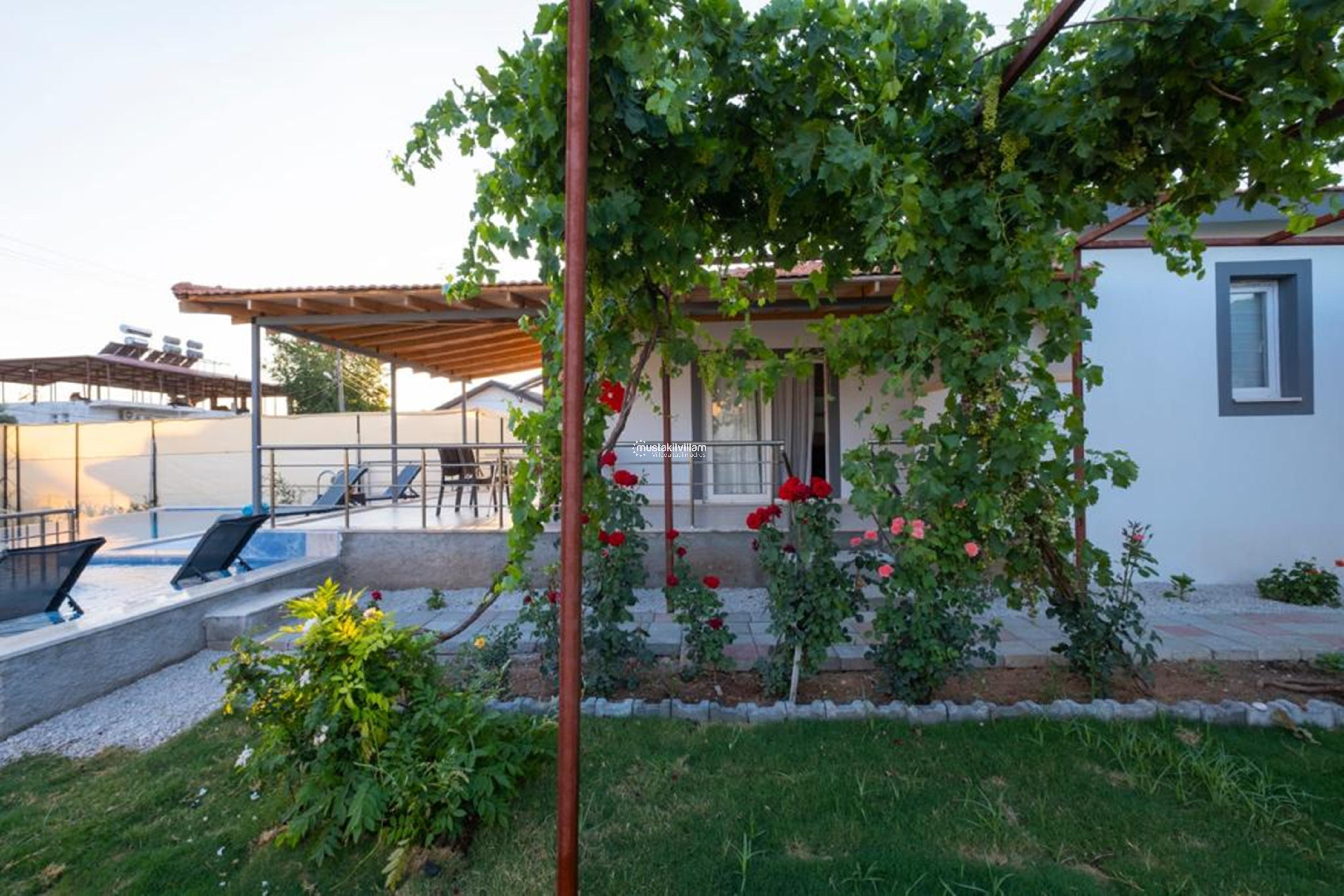 fethiye-camkoy-kiralik-villa-bahargulu024_537.jpg