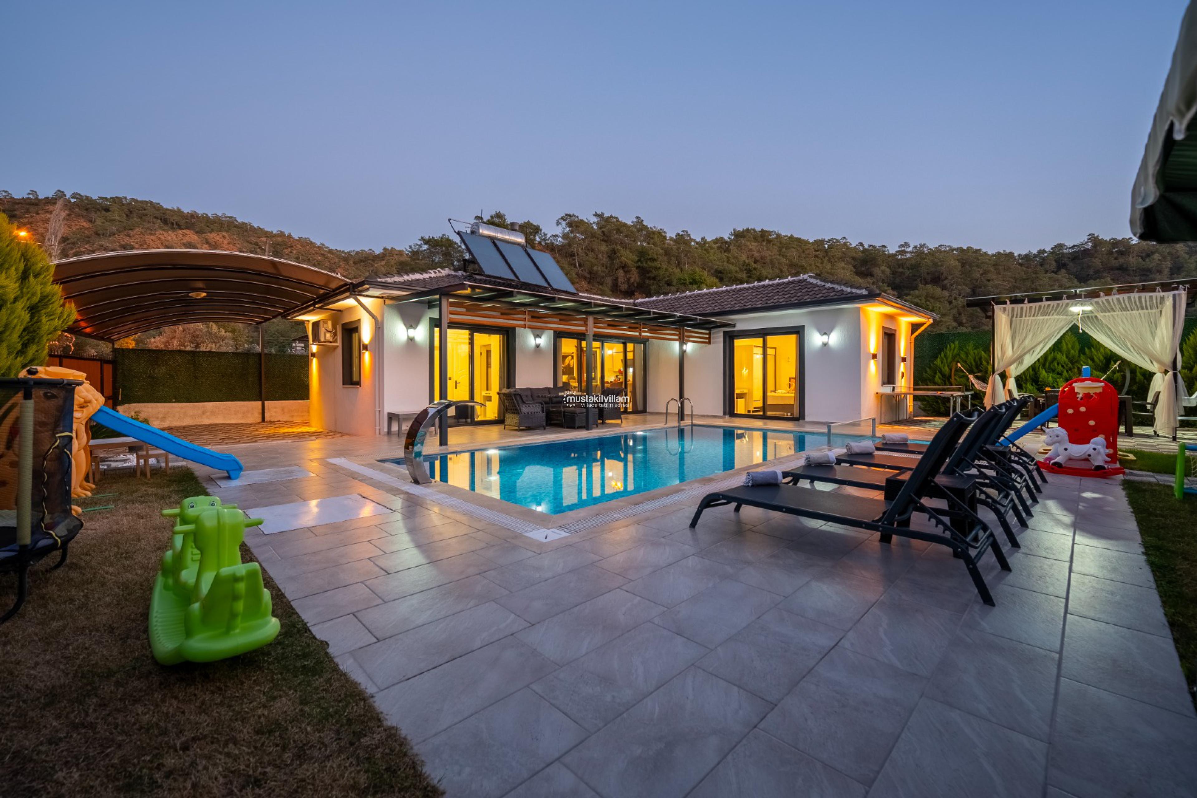 yaniklar-fethiye-kiralik-villa-nazligul-2_901.jpg