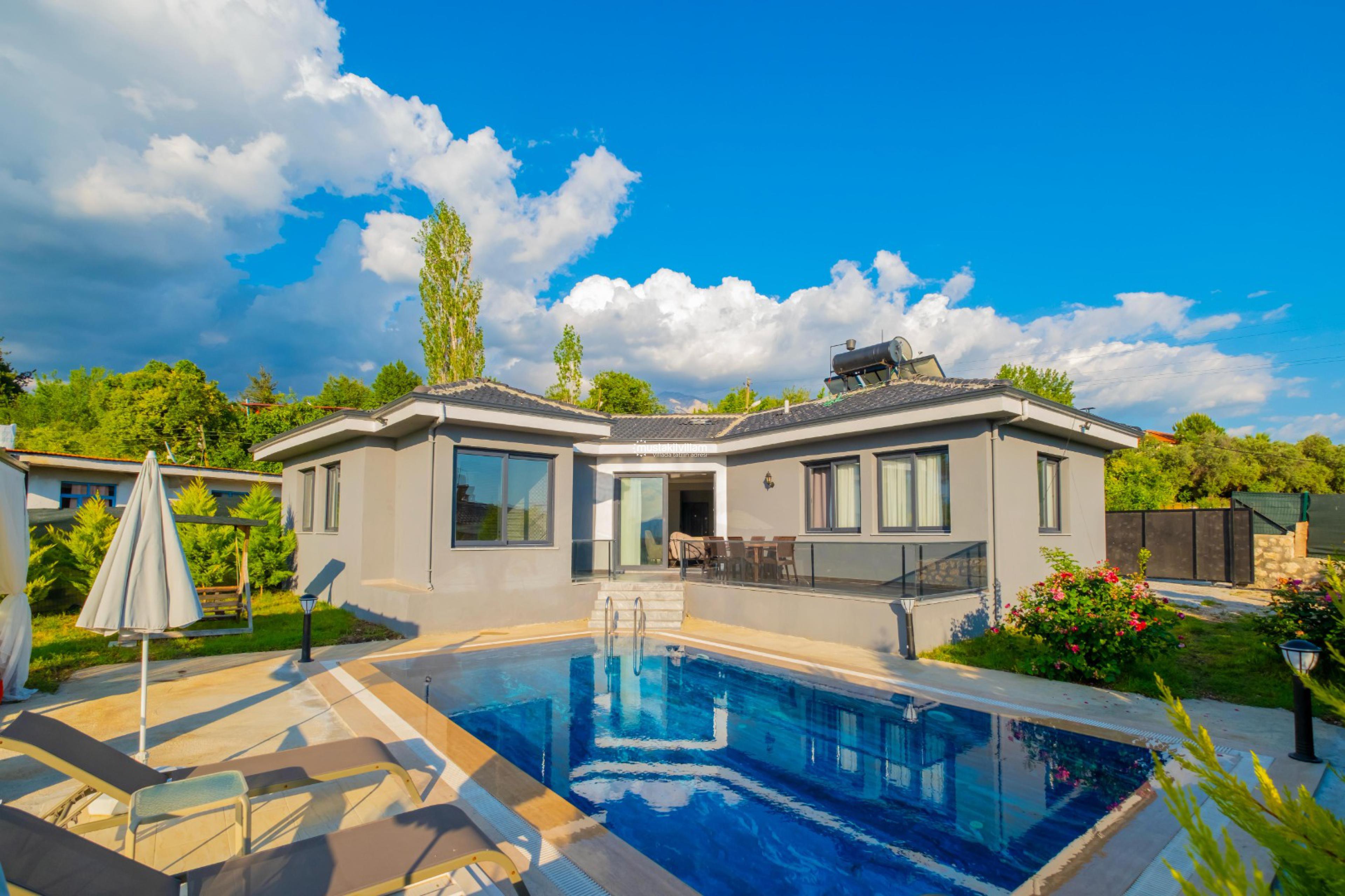seydikemer-fethiye-kiralik-villa-louise-01-12_437.jpg
