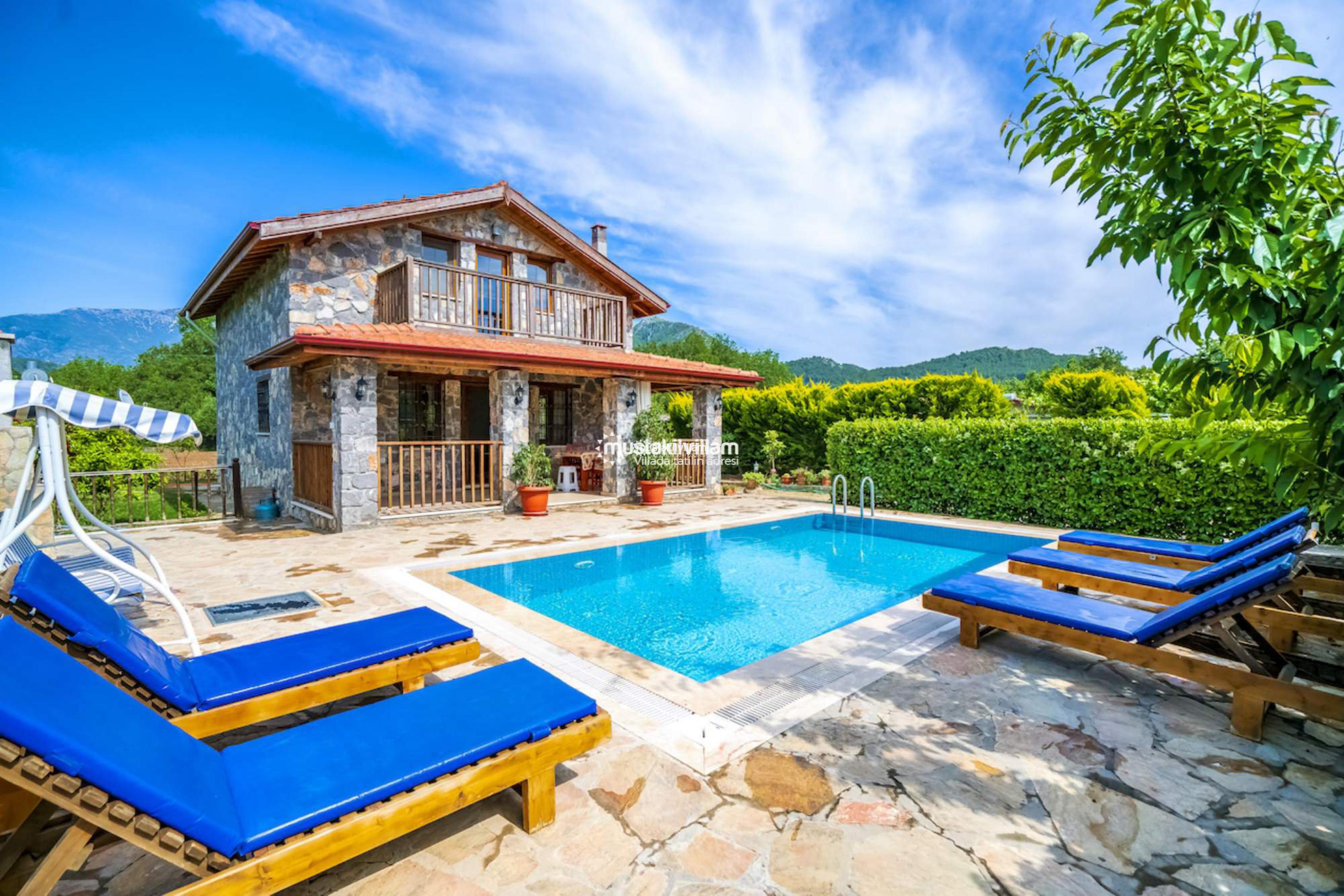 Geniş Aile Villa Tatili