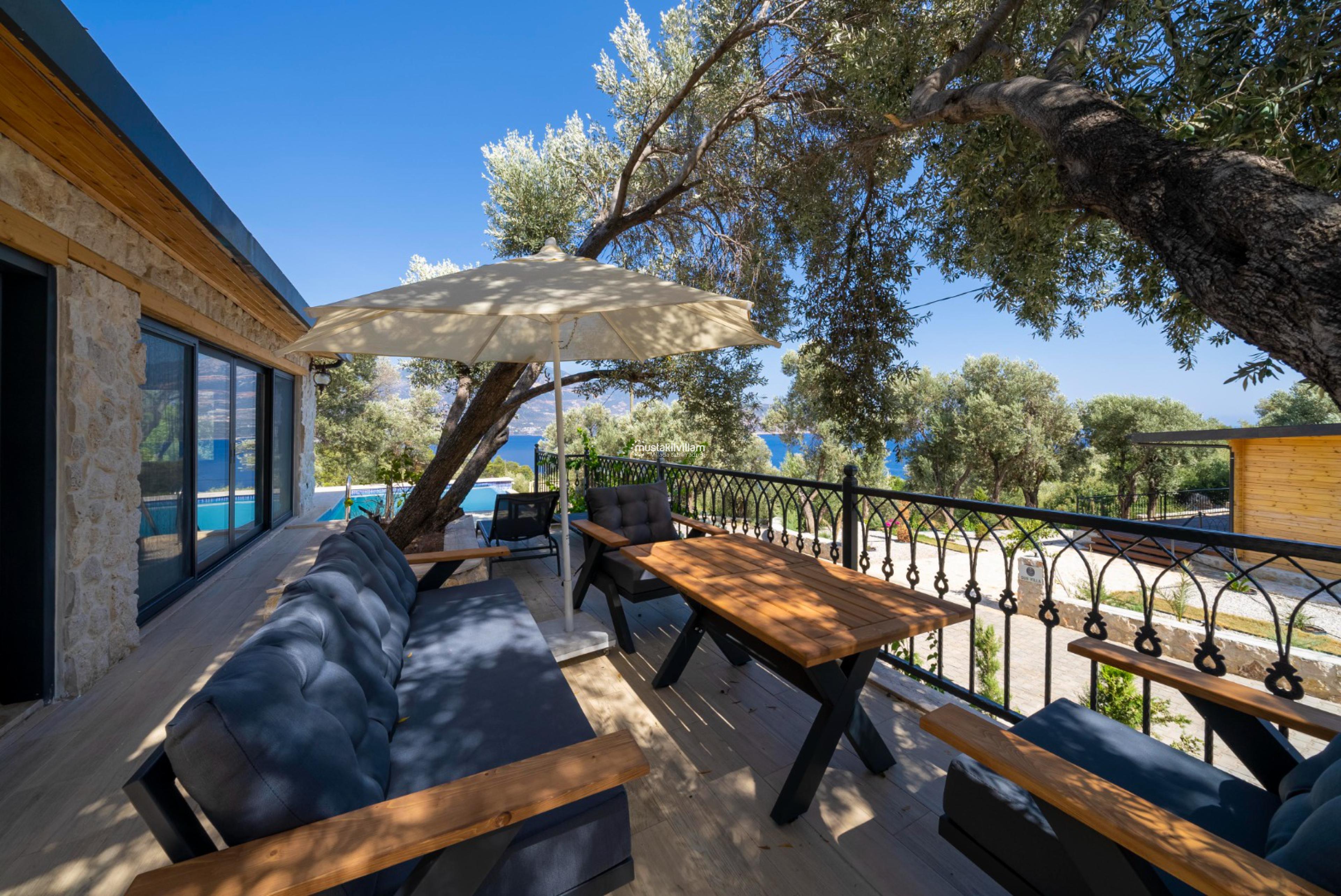 yesilkoy-kalkan-kiralik-villa-olive-muarkuru-13_571.jpg