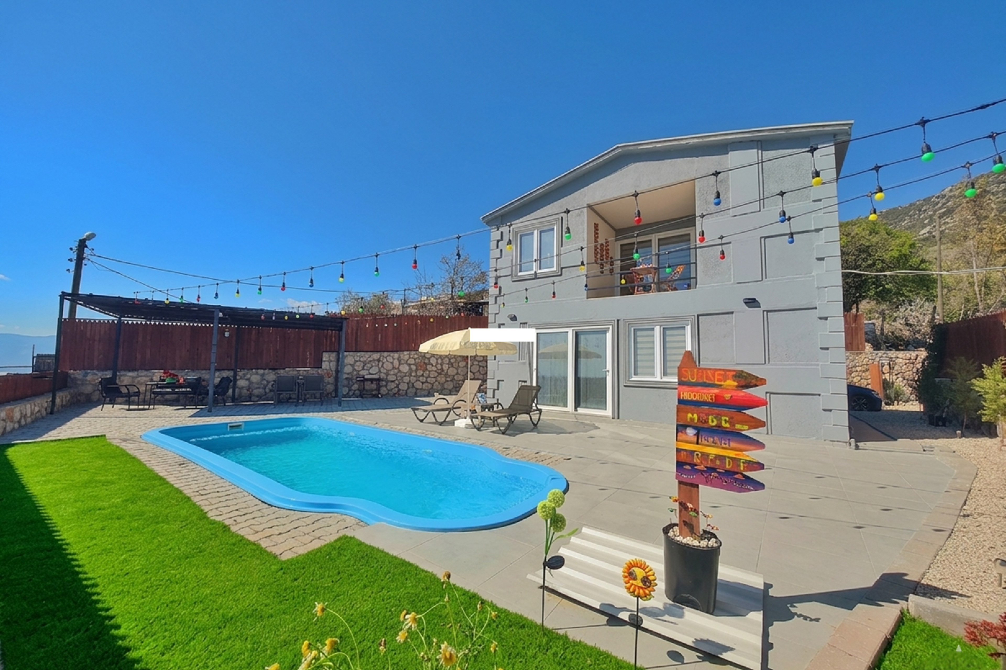 kalkan-aklar-kiralik-villa-gokkusagi-tatil-evi031_2756.png