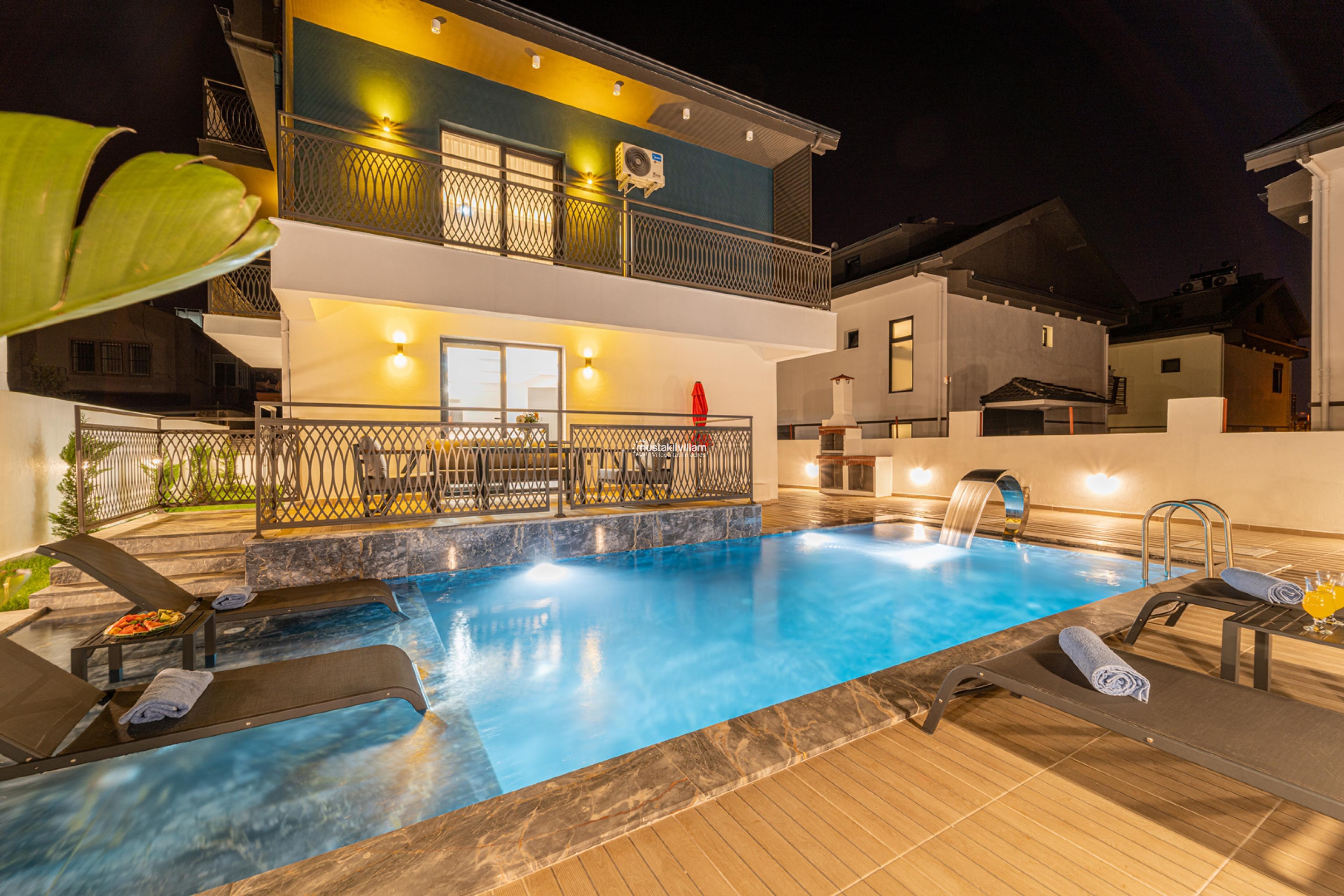 merkez-fethiye-kiralik-villa-ozel-havuzlu-villa-erenbey-1-2-3047_725.jpg