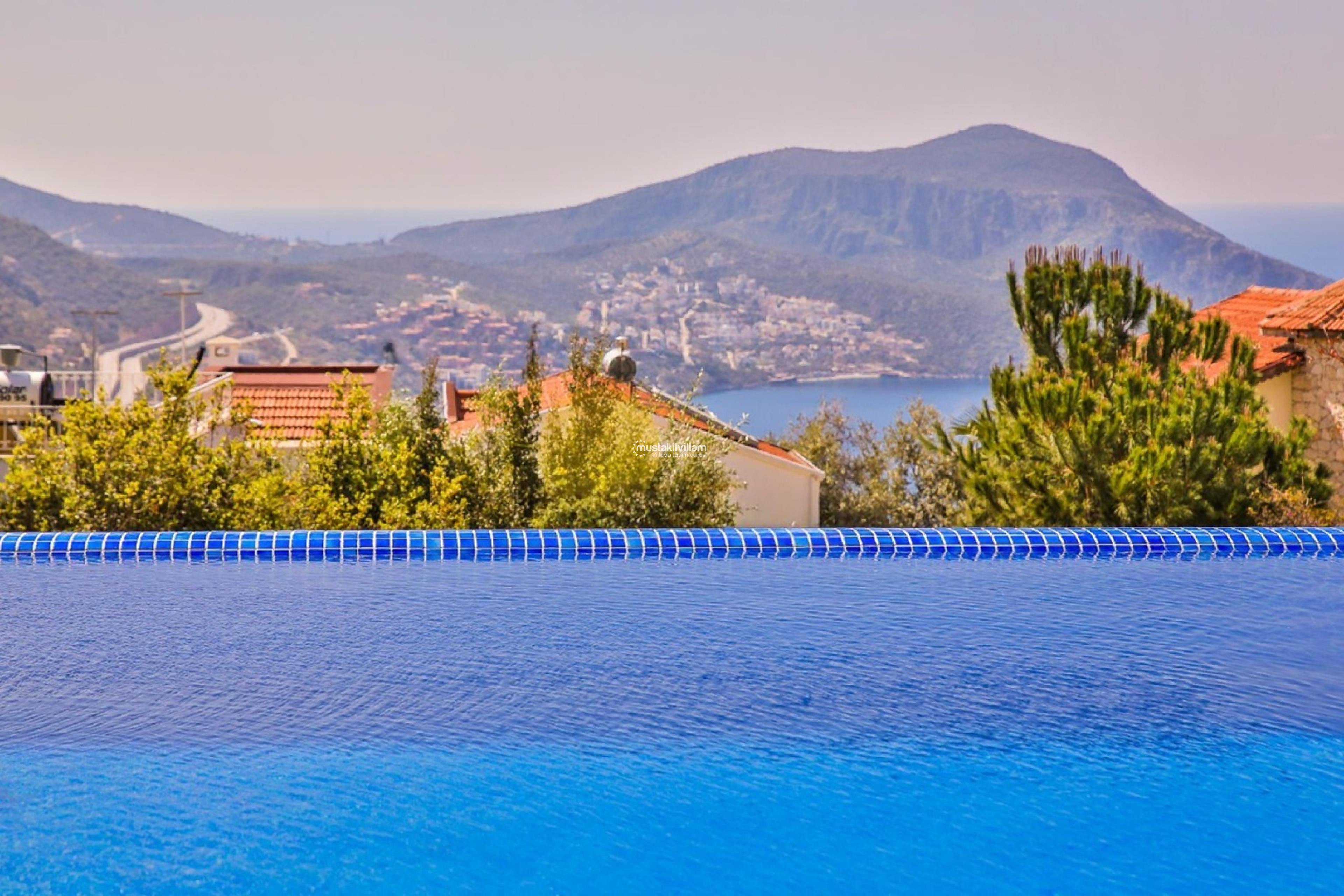 kiziltas-kalkan-kiralik-villa-golden-stay007_9852.jpeg
