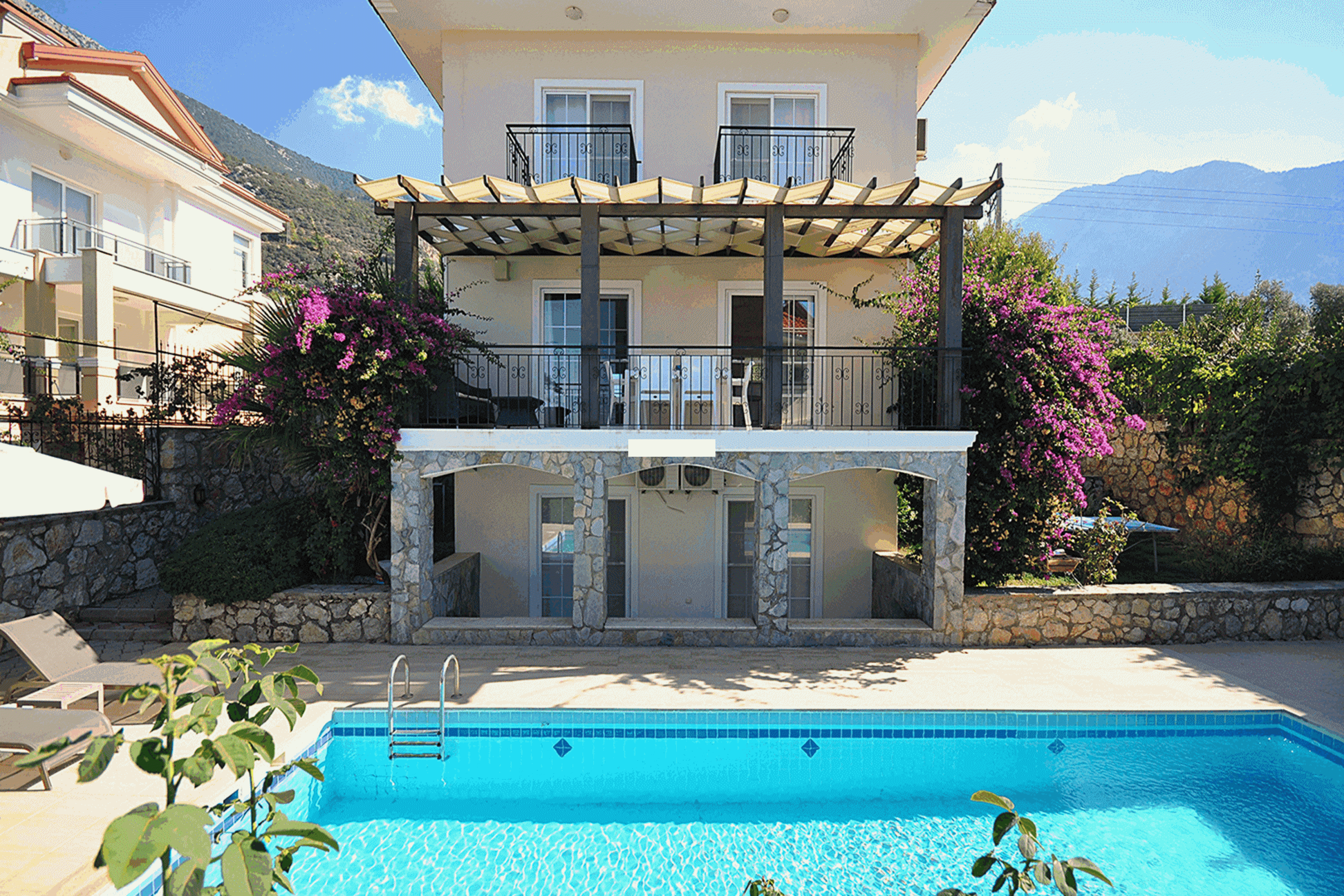 ovacik-fethiye-kiralik-villa-cagla002_7729.GIF